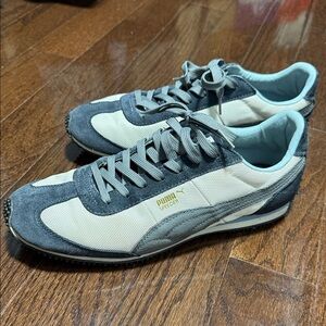Puma Men's Blue and White Speedcat Sneakers